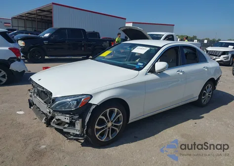 2015 Mercedes-Benz C 300 4Matic from USA, damaged, VIN 55SWF4KB3FU018564